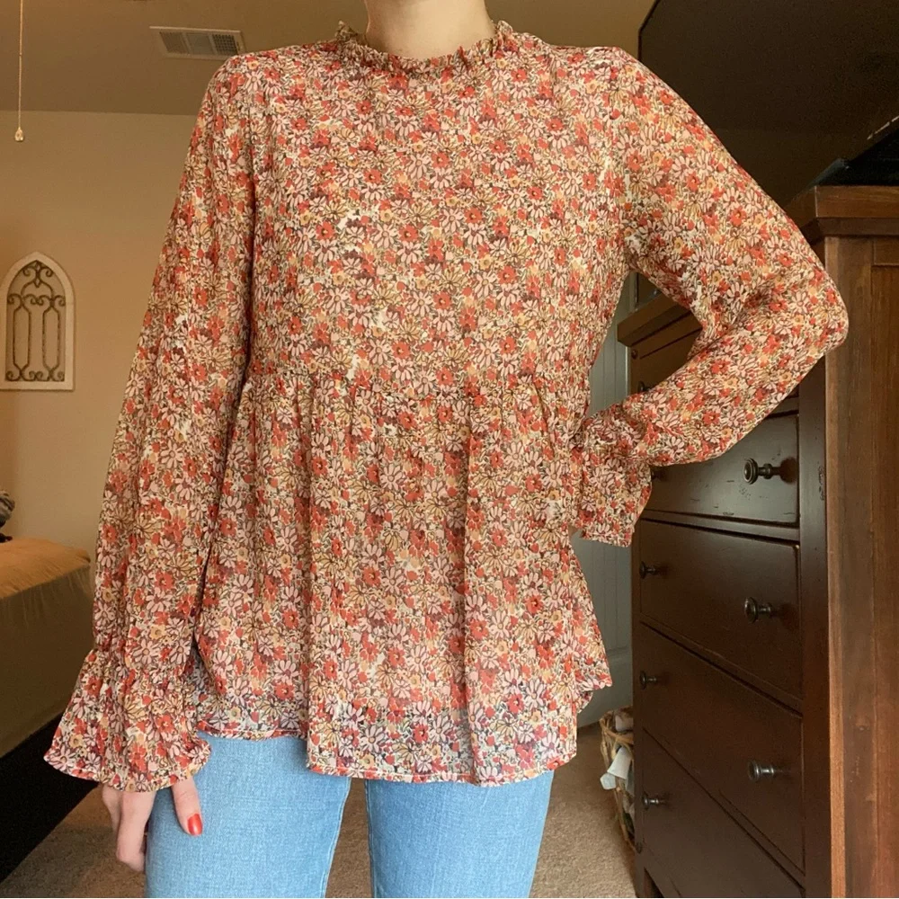 Floral ROOLEE Top - Picture 2 of 4